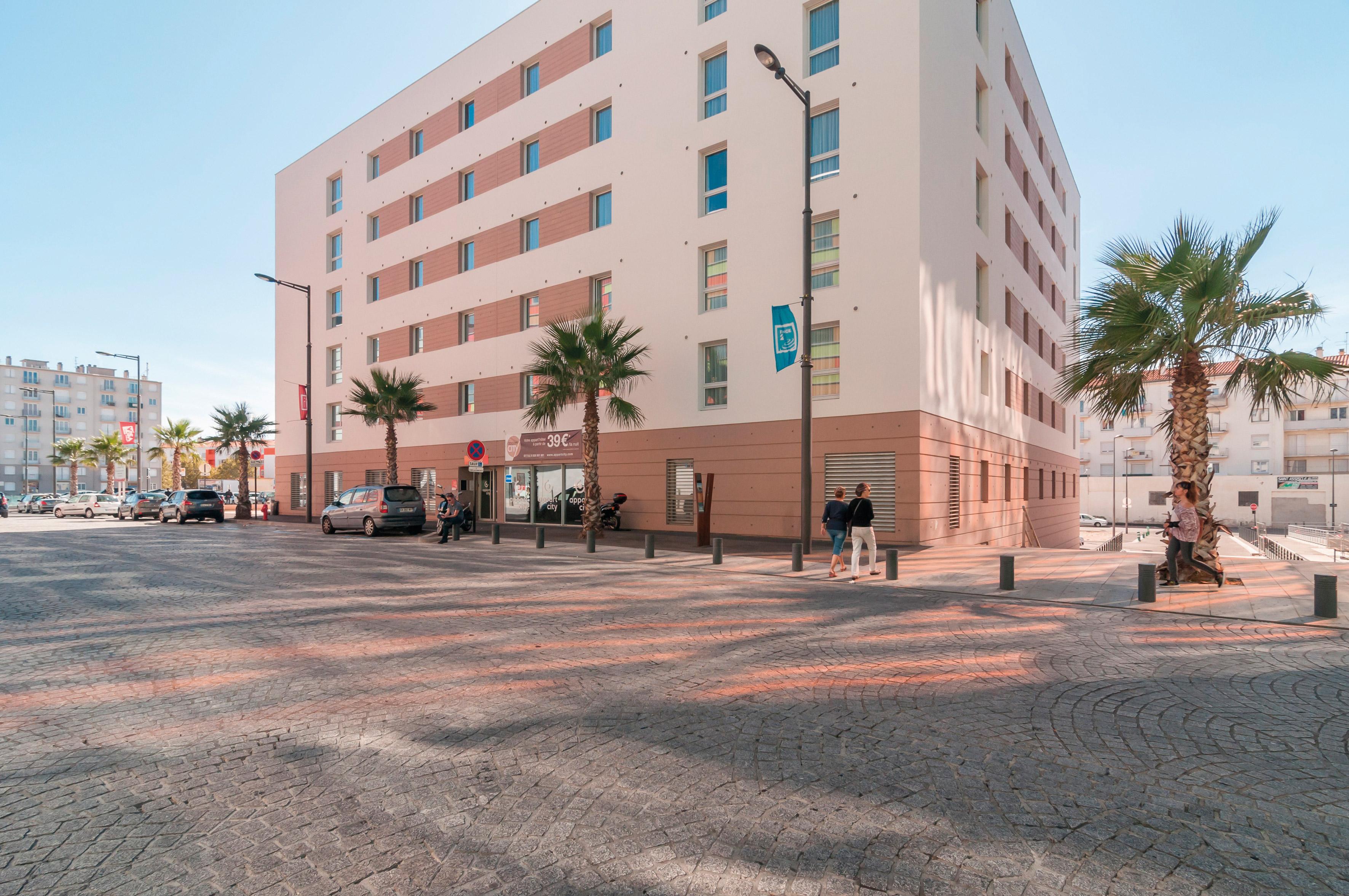Appart'City Confort Perpignan Centre Gare Exterior photo